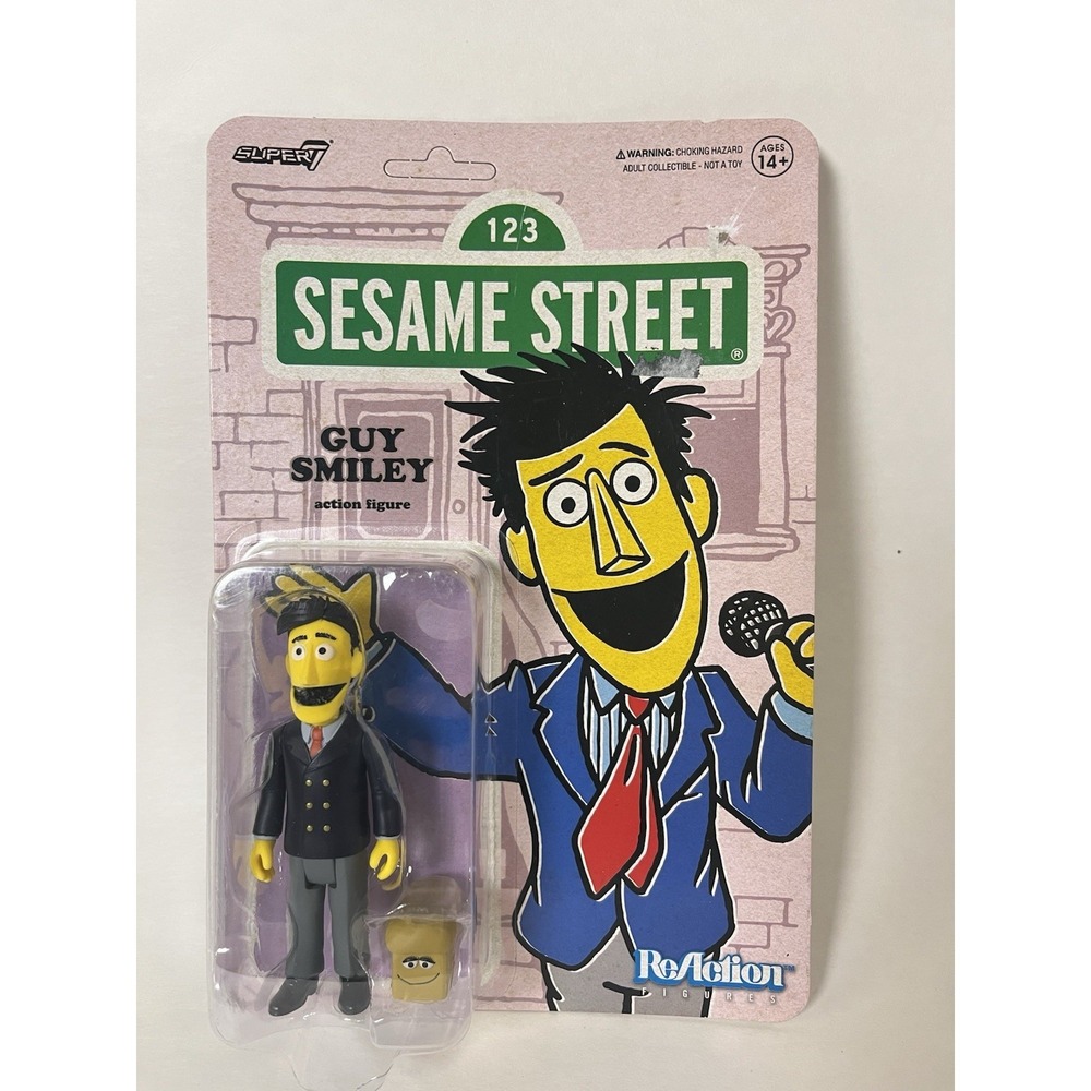 Super7 Sesame Street ReAction Guy Smiley Figure w/ Bread NEW Card Flaws